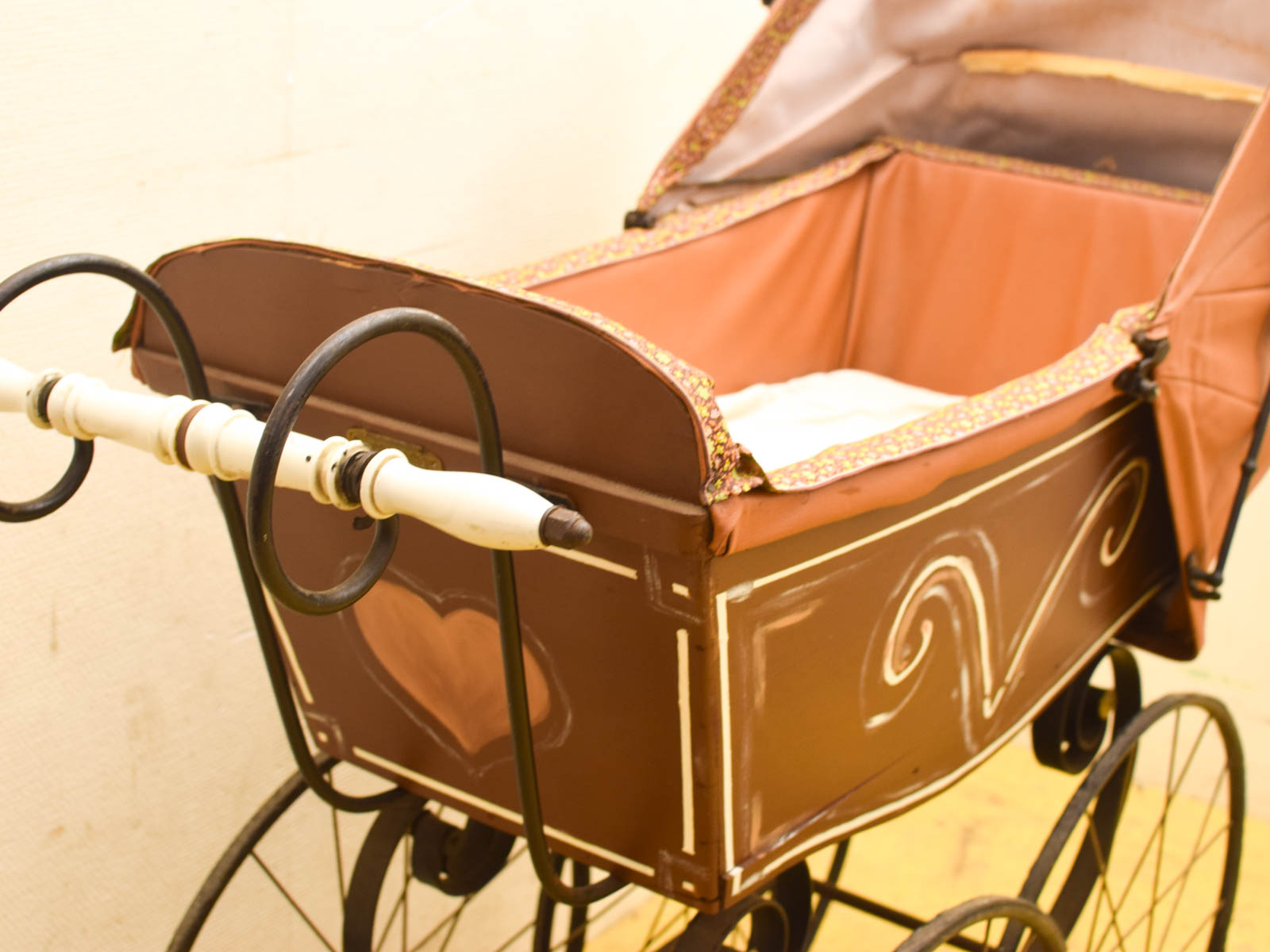 Alternative view of Vintage kinderwagen, Antieke kinderwagen 52115