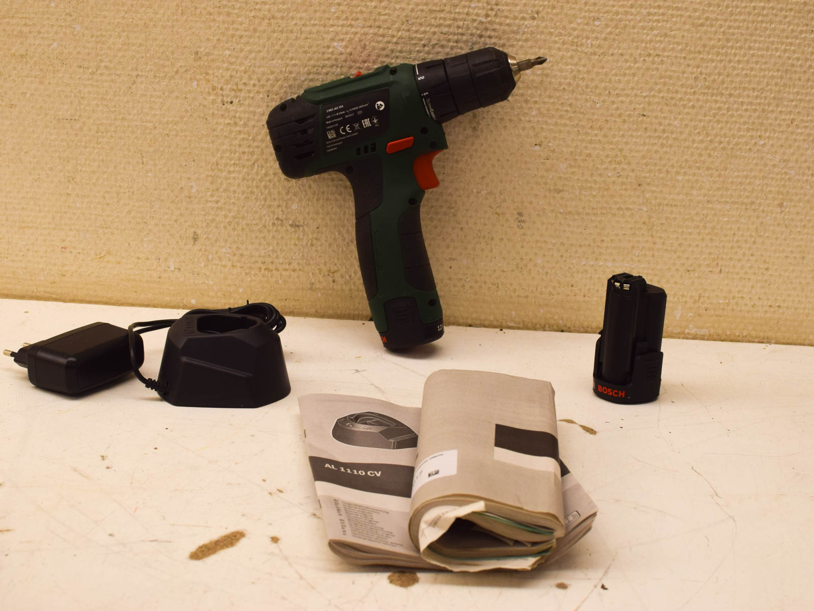 Alternative view of Bosch Easy drill 1200 52140