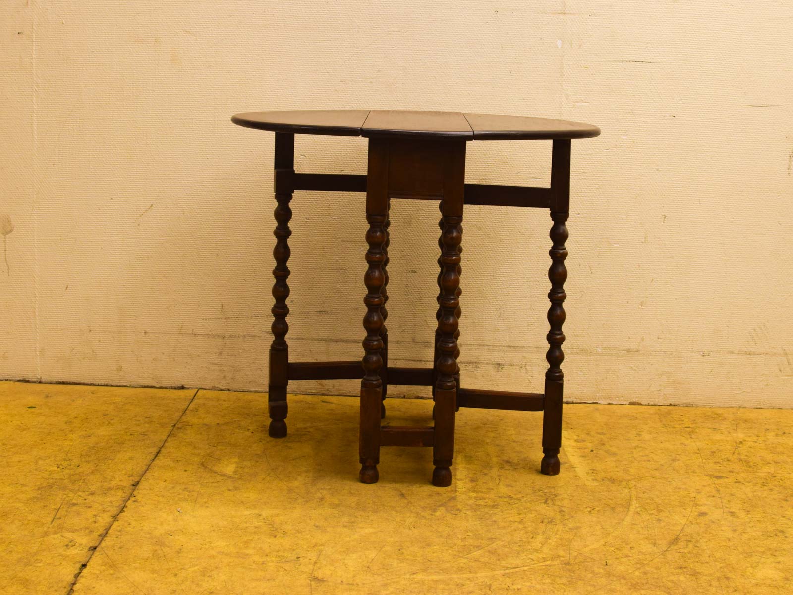 Houten hangoortafel 52411