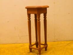 Alternative view of Houten Bijzettafel /plantentafel 52476