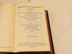 Alternative view of Psalmen en Gezangen boekje 52787