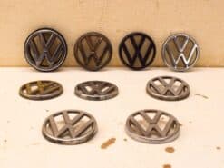 9 stuks volkswagen -emblemen 53240
