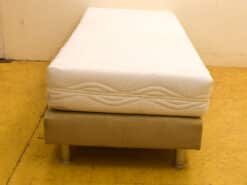 Boxspring / bed onderstel met pootjes 54260